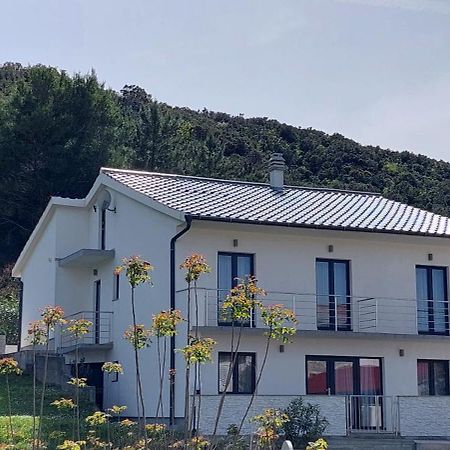 Holiday Apartments Cecilija Супетарска-Драга Экстерьер фото