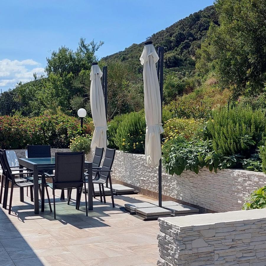 Holiday Apartments Cecilija Супетарска-Драга Экстерьер фото